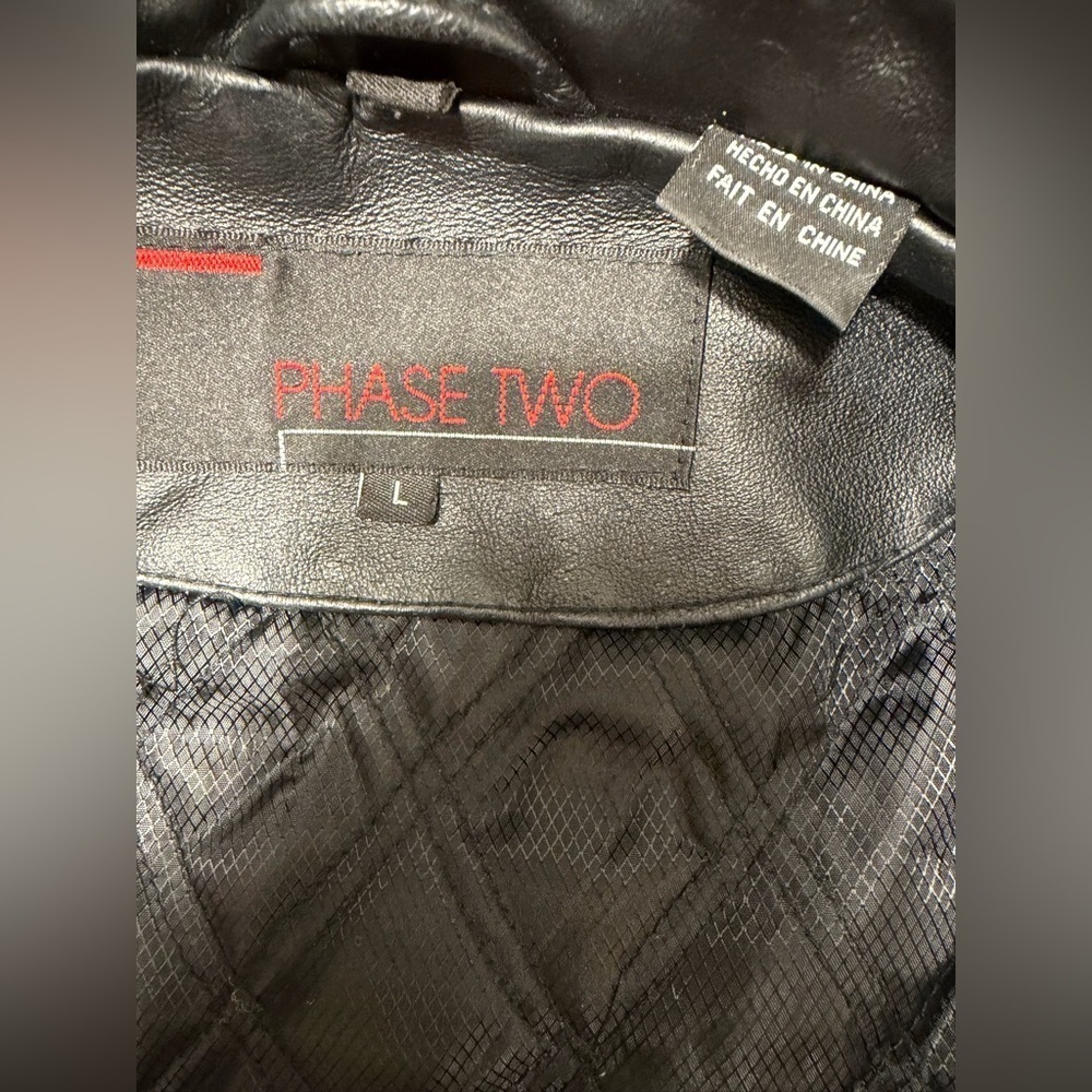 Phase Two size L Men's Black Leather Jacket - Picture 6 of 13